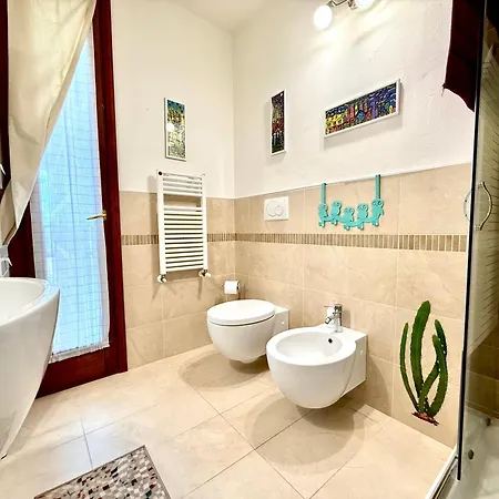 Apartment Near The Old Town And Center Of - Private Parking Spot On The River - Amazing View